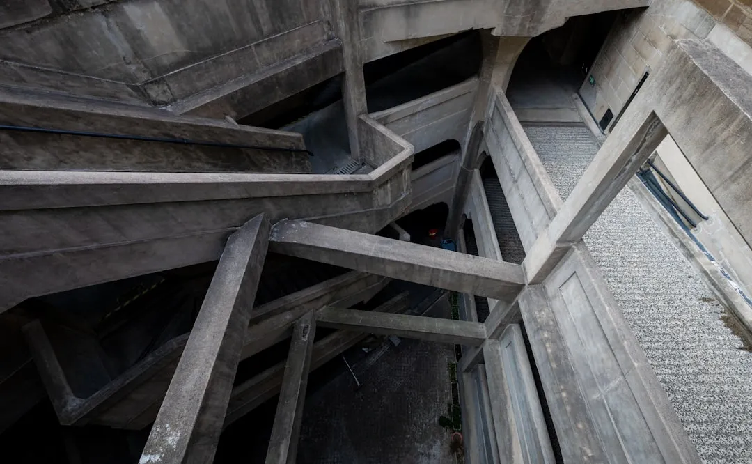 欣荣手套织造：不同行业防护手套选型对比及适用场景
